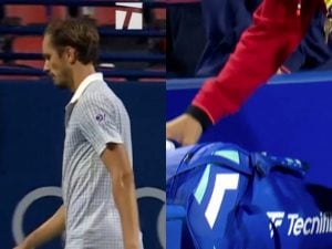Medvedev perde a Toronto e scappa subito negli spogliatoi: sul campo lascia la sua borsa