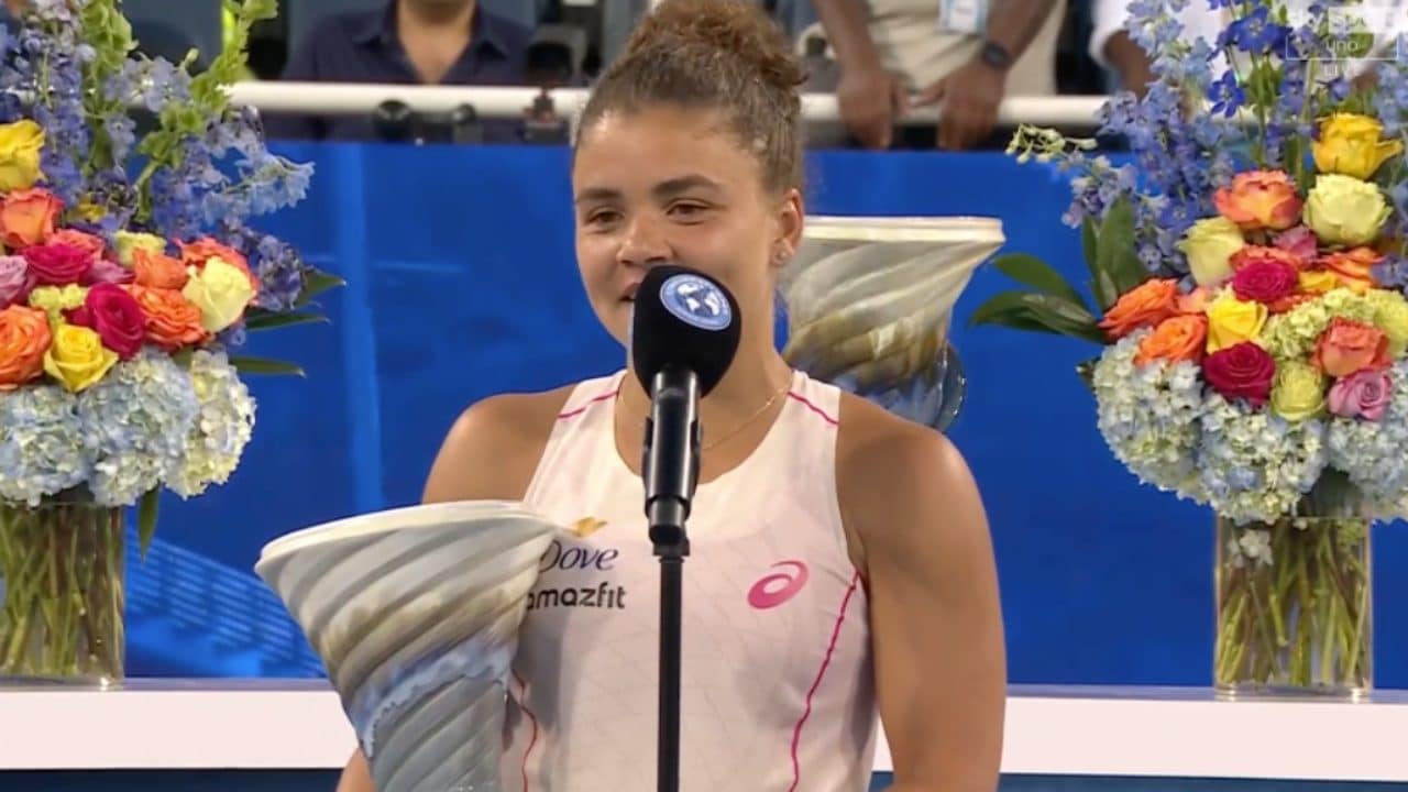 Jasmine Paolini battuta in finale a Cincinnati, fa gli auguri a Sinner: "Ti aspettiamo all'US Open"