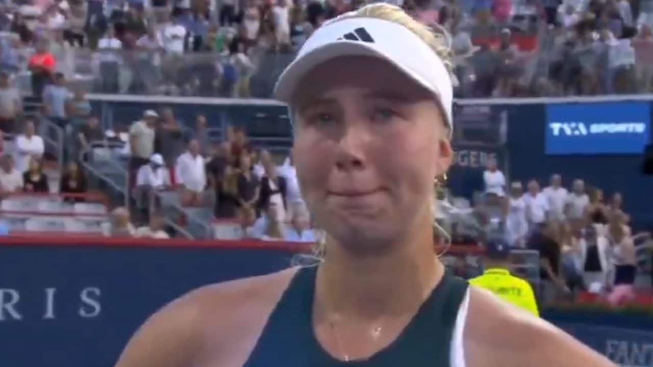 Clara Tauson in lacrime a fine partita, rivela una notizia straziante: "Sono sotto shock"