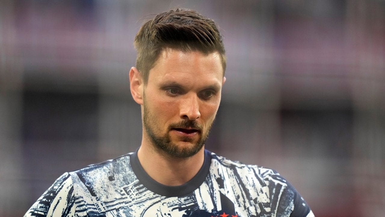 Il figlio di Sven Ulreich è morto. Il portiere: "Annunciamo che nostro figlio Len non c'è più"