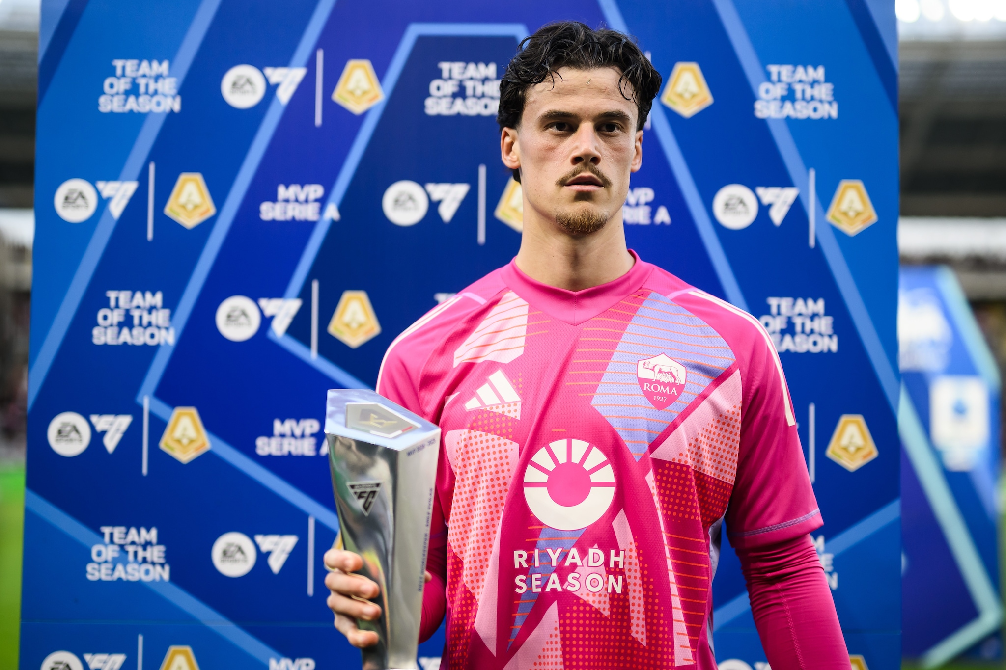 Mile Svilar è stato il miglior portiere dell’ultima Serie A