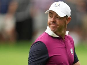 Come-ci-si-prepara-agli-insulti-del-pubblico-il-surreale-allenamento-degli-europei-per-la-Ryder-Cup-1-300x225.jpg