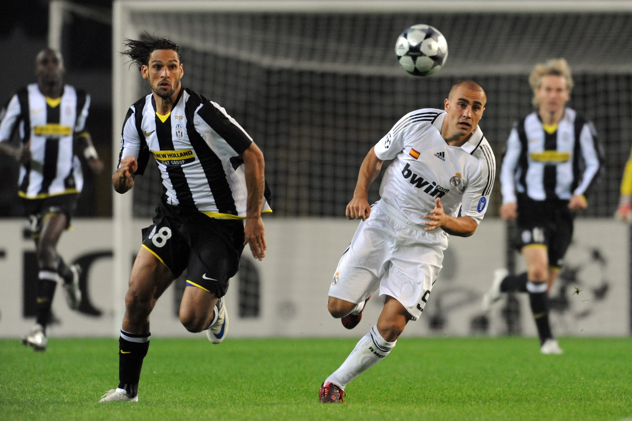 Amauri contro il Real Madrid di Cannavaro.
