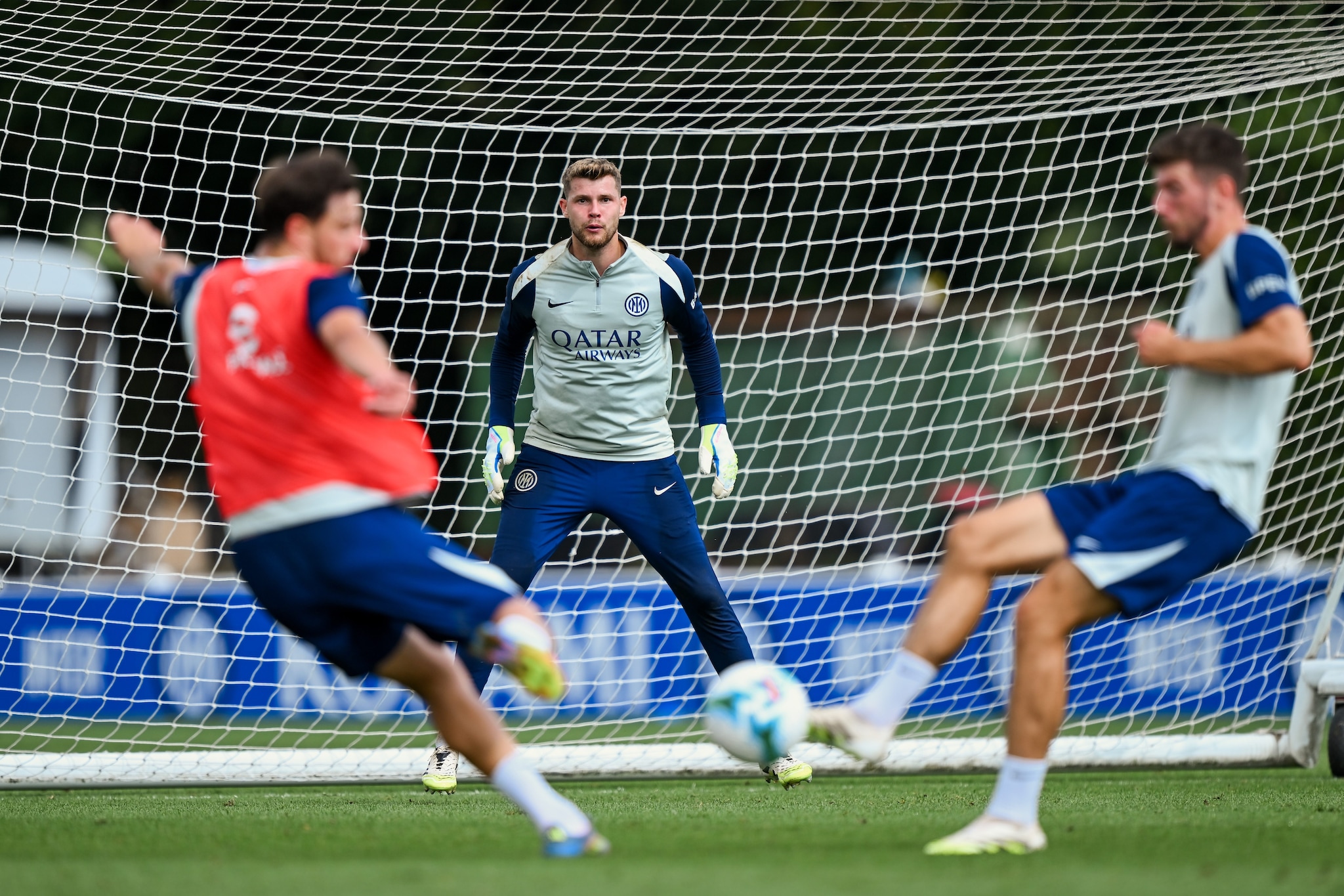 Josep Martinez durante gli allenamenti con l’Inter.