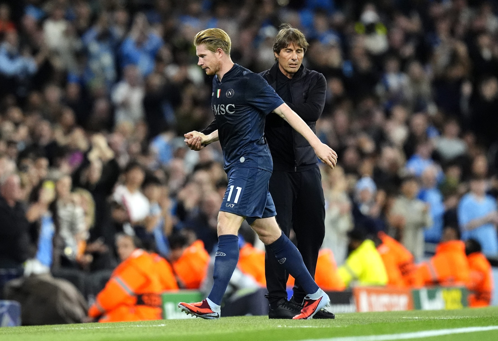 De Bruyne dopo essere stato sostituito da Conte col Manchester City.