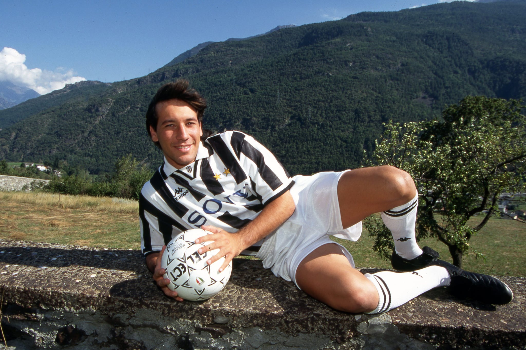 Raffaele Ametrano nelle prime foto ufficiali con la Juventus.