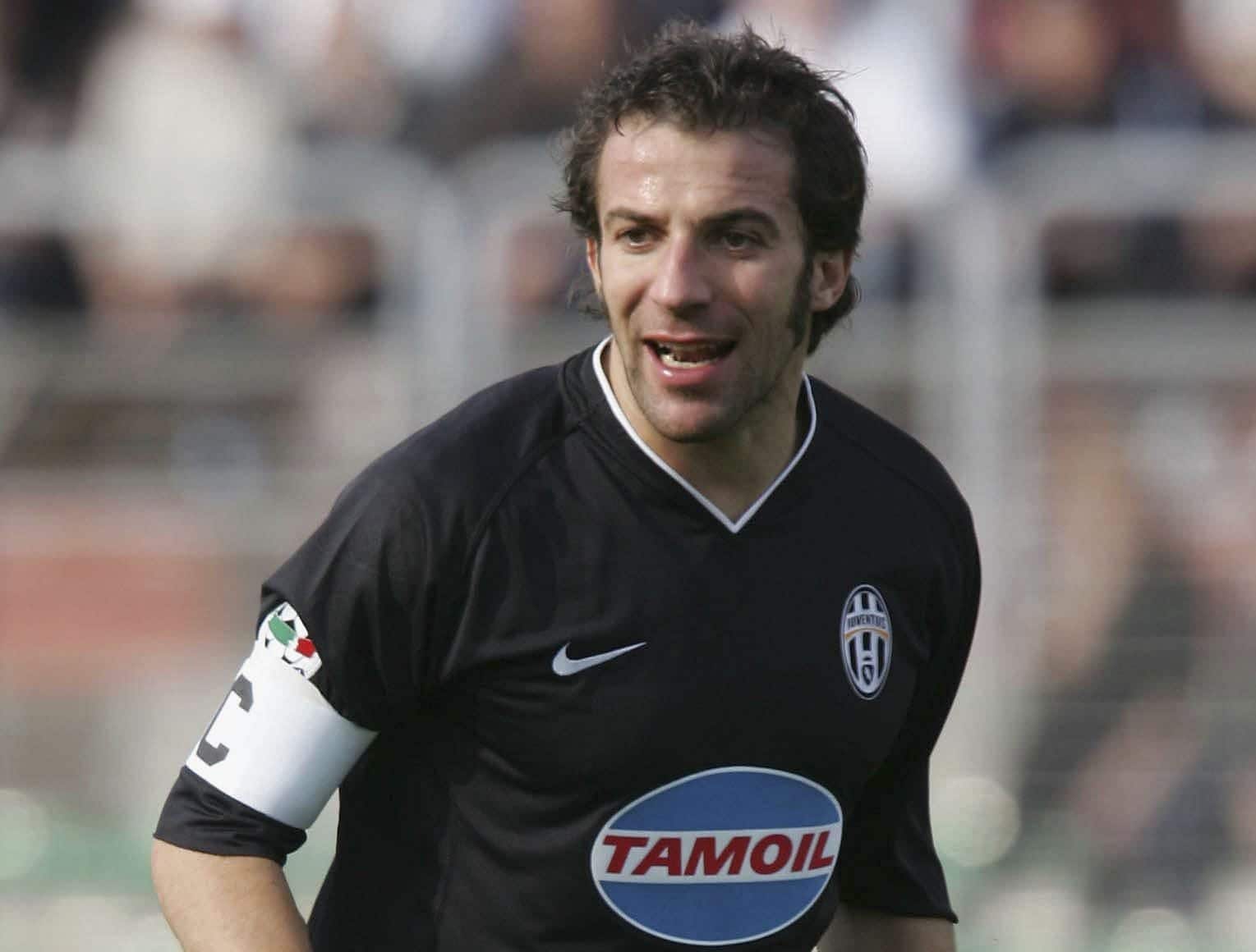 Alex Del Piero con la fascia di capitano della Juve quel giorno al Rigamonti