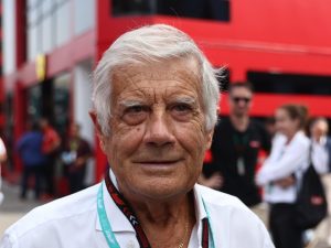 giacomo-agostini-300x225.jpg