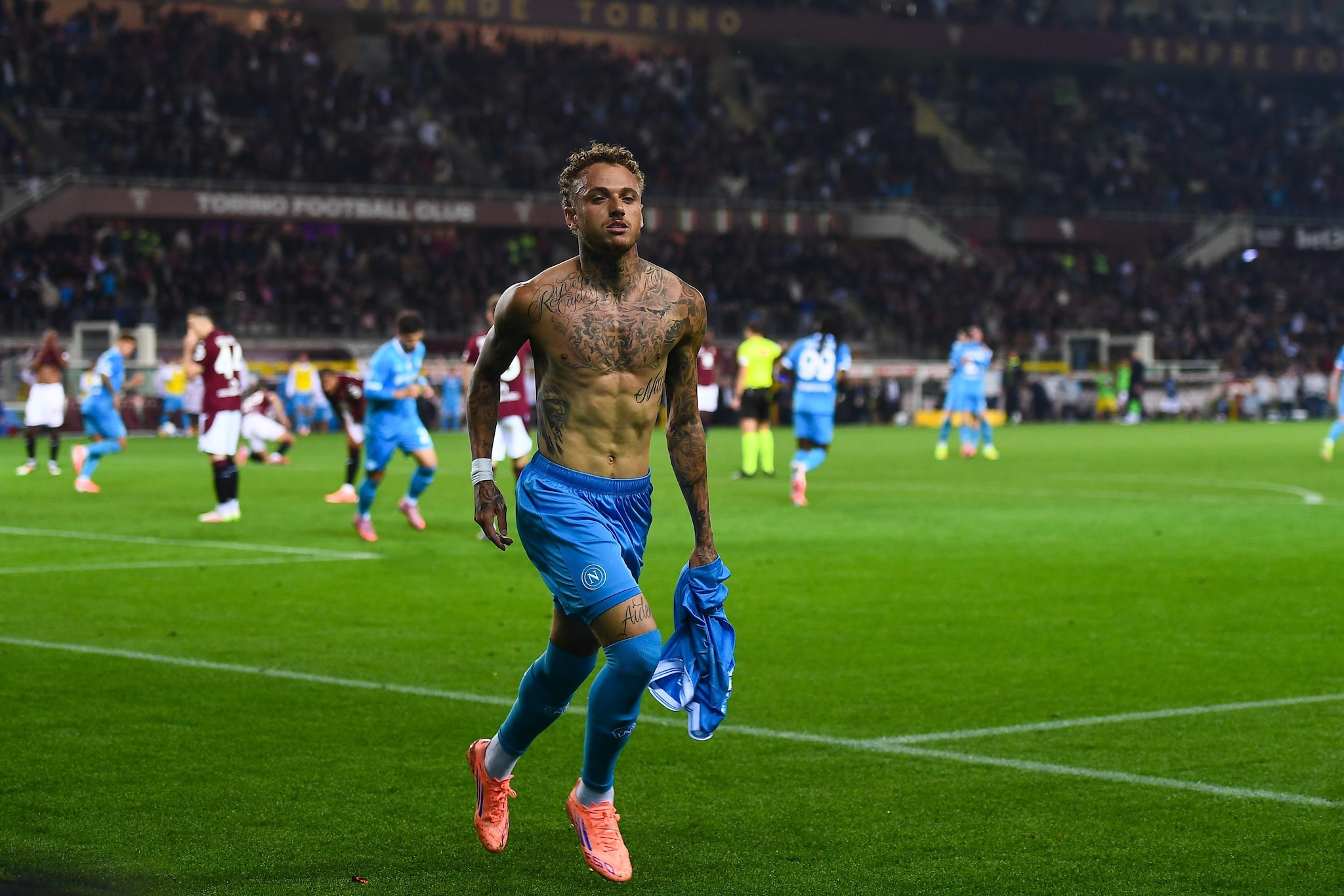 Perché l'ammonizione a Lang non è stata tolta una volta annullato il gol: è scattata la Regola 12