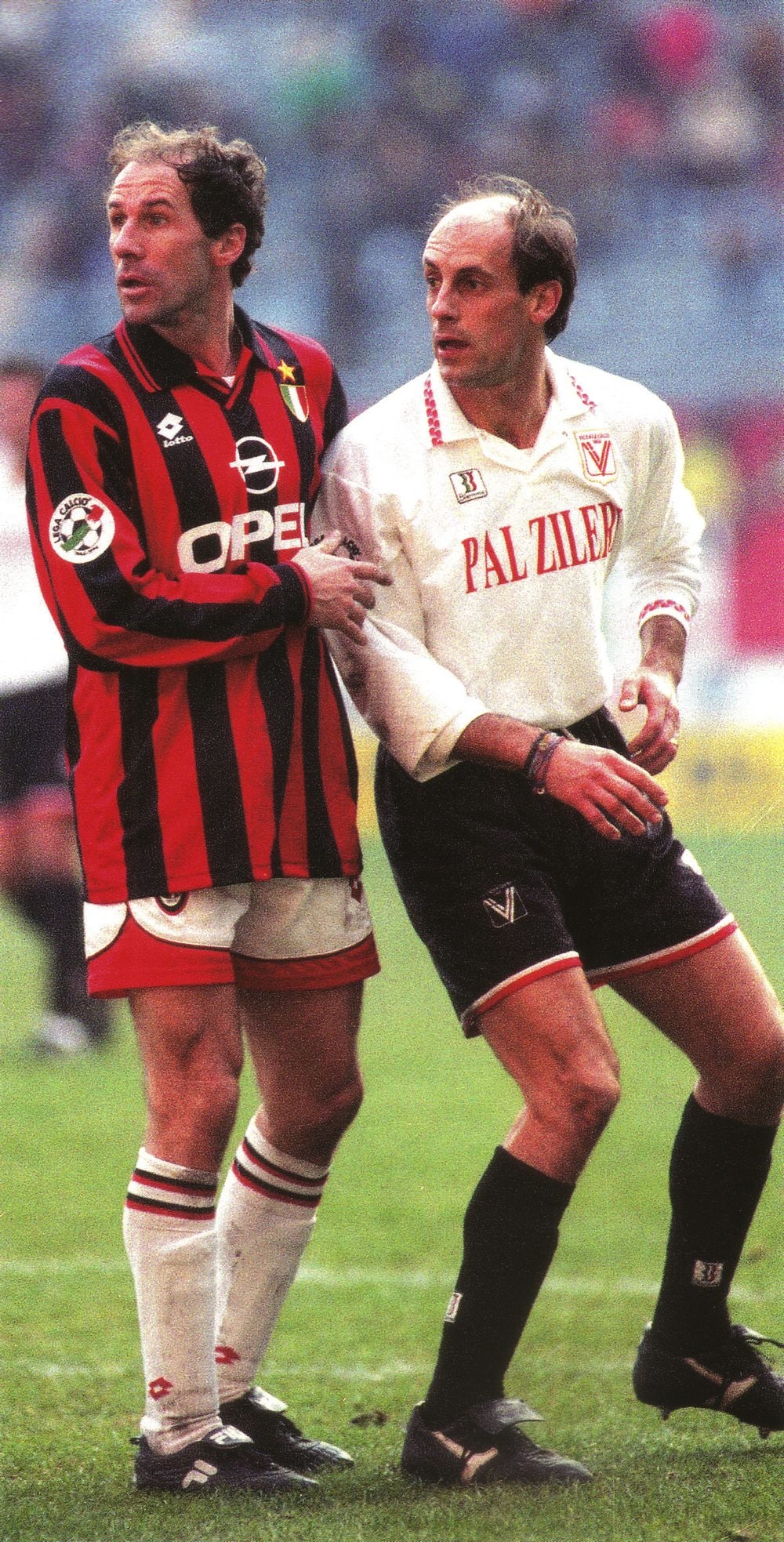 Di Carlo in campo contro Baresi.