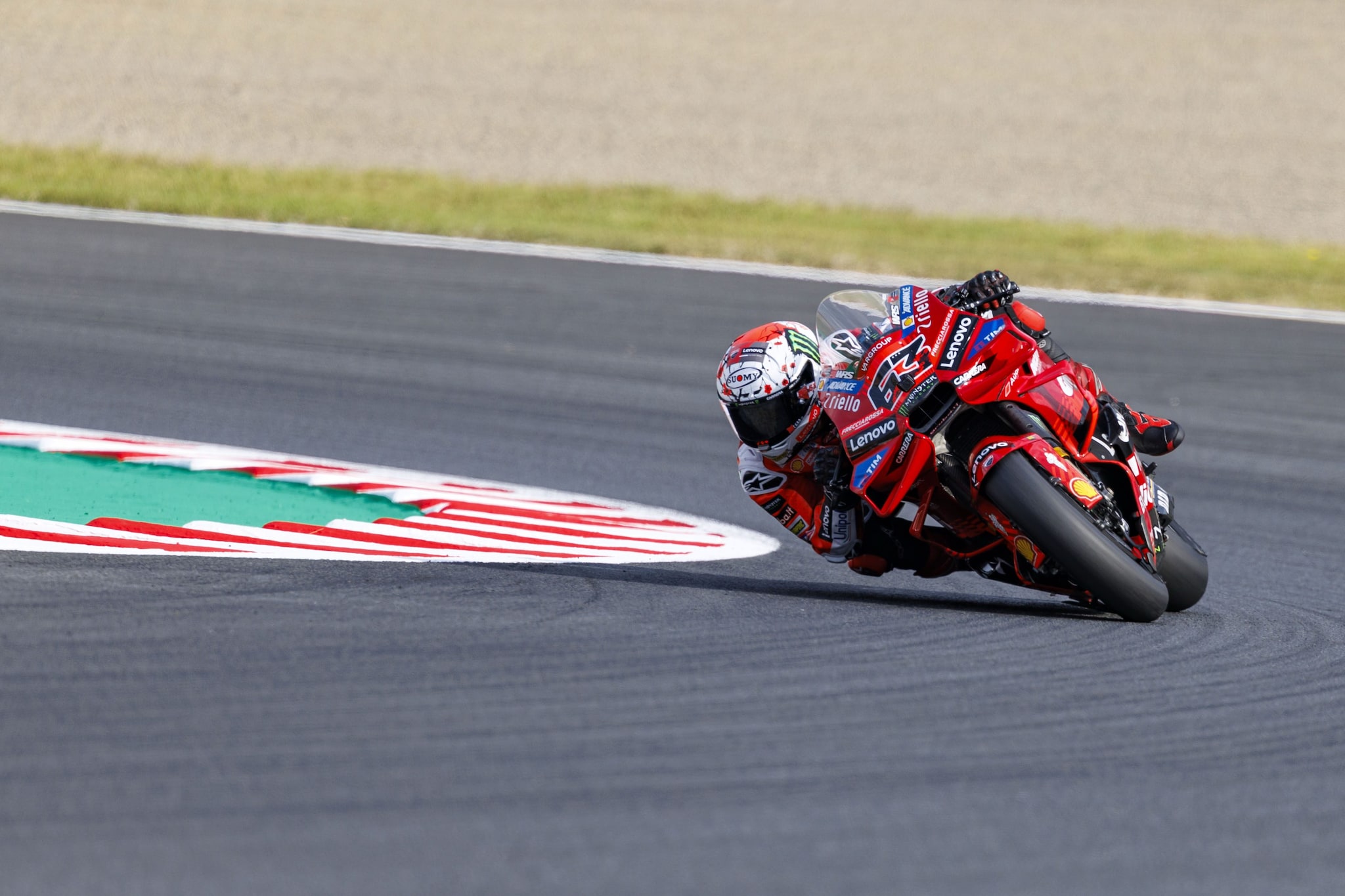Bagnaia in moto con la Ducati.
