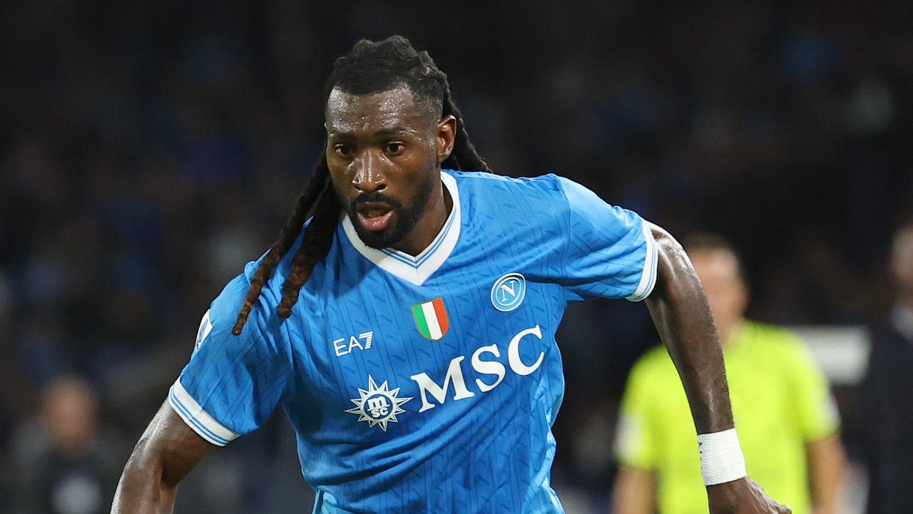 Napoli-Como, dove vederla in TV e streaming su DAZN o Sky: le formazioni ufficiali