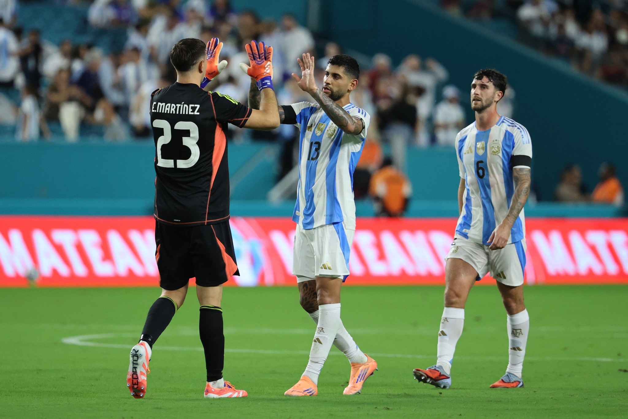 Romero e il Dibu Martinez in Nazionale.