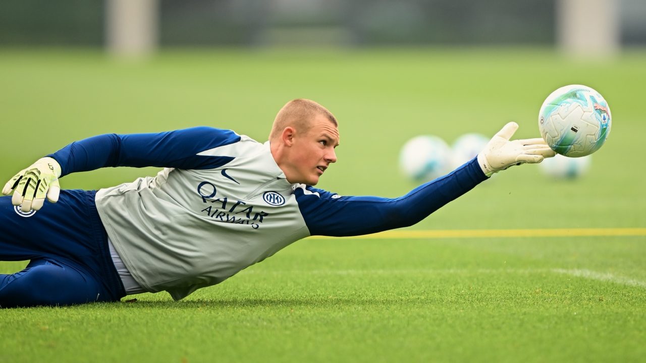 Chi è Henrikas Adomavicius, il 16enne portiere dell'Inter alto due metri che Chivu ha voluto in squadra