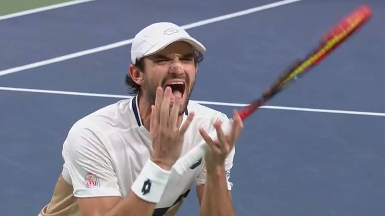 Vacherot trionfa a Shanghai, è un sogno milionario: ha guadagnato il doppio dei premi della sua carriera