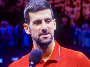 Djokovic chiede scusa al pubblico in Arabia Saudita: “È colpa di Sinner. Io ho provato a intimidirlo”