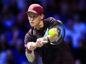 Jannik-Sinner-oggi-Zverev-semifinale-Masters-1000-Parigi-orario-a-che-ora-inizia-diretta-TV-live-streaming-dove-vedere-quando-300x225.jpg