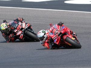 MotoGP-oggi-sprint-race-domani-gara-GP-Malesia-2025-diretta-live-partenza-Ducati-Bagnaia-Marc-Marquez-vedere-gratis-tV8-griglia-orario-a-che-ora-quando-Sepang-300x225.jpg
