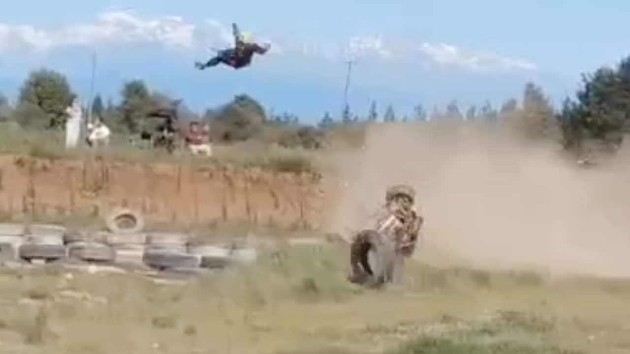 Hernandez sbalzato fuori dall'auto fa un volo impressionante: come sta dopo lo spaventoso incidente