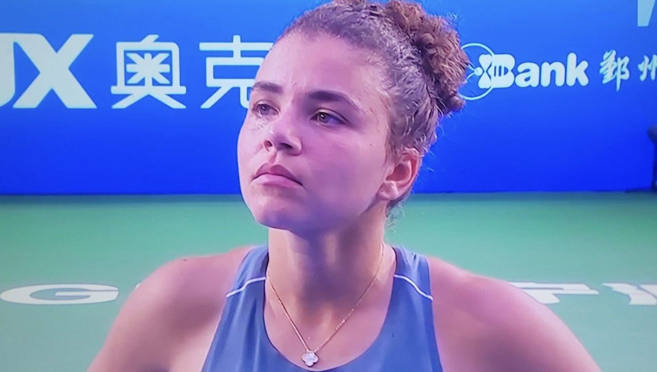Jasmine Paolini provata dopo la battaglia con Bencic, dà una lezione: "Meritava di vincere"