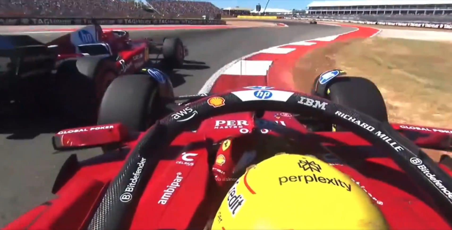 Leclerc spiega l'inutile duello fratricida con Hamilton nel GP degli Stati Uniti: "Non ho rimorsi"