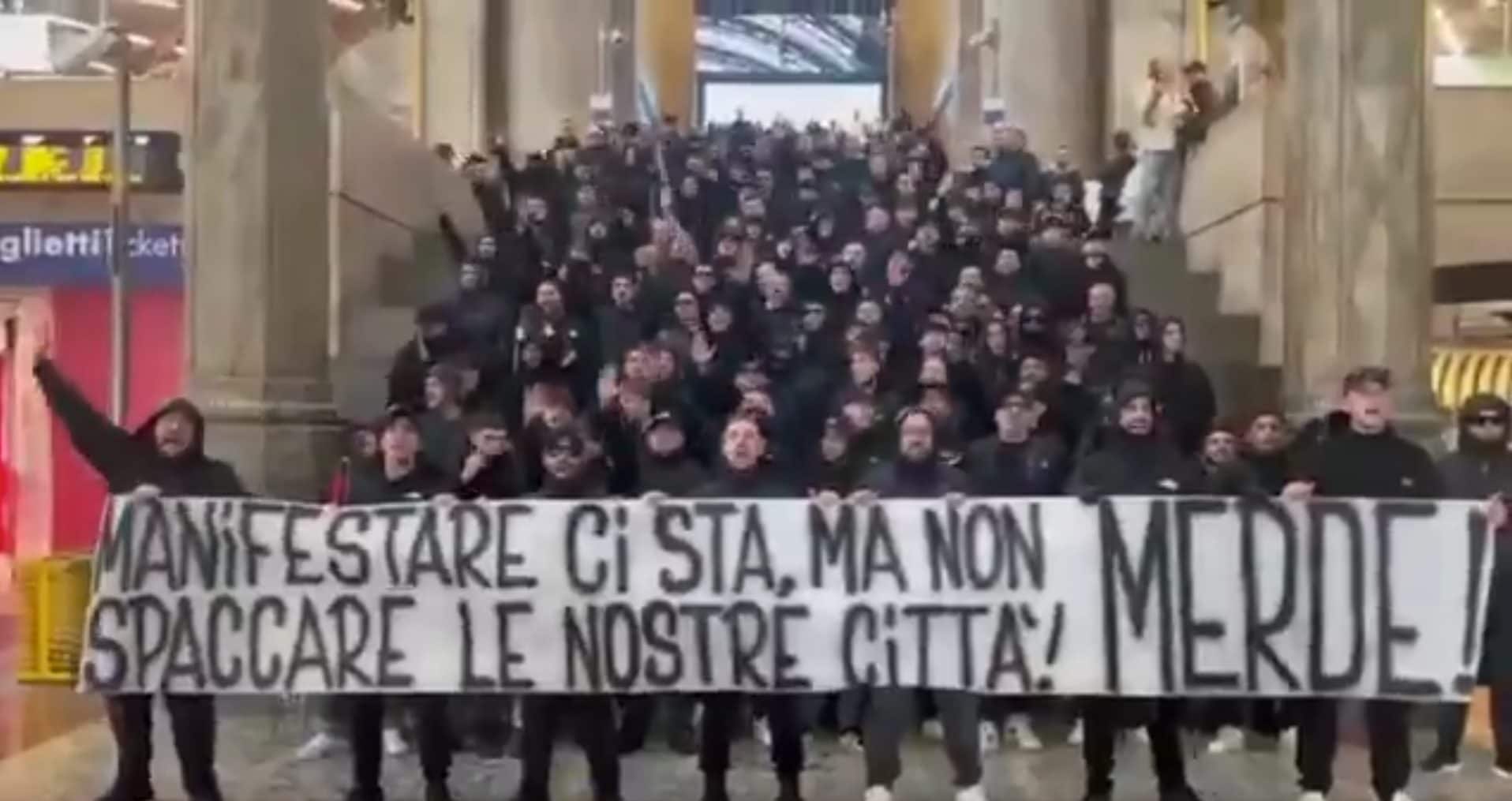 Gli ultrà della Juventus in corteo con saluti romani a Milano, lo sdegno del club: "Non ci rappresentano"