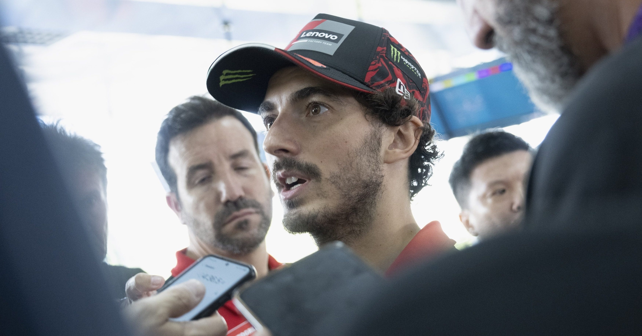 Bagnaia non le manda a dire alla MotoGP, il duro sfogo in diretta a Sepang: "Manca sensibilità"