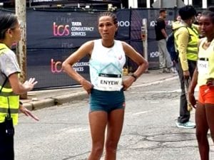caos-maratona-di-toronto-300x225.jpg
