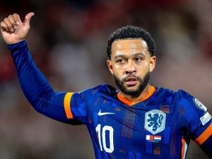 depay-olanda-300x225.jpg