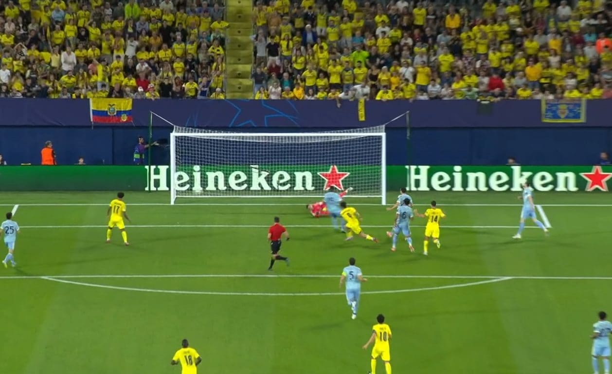 La dinamica del gol del Villarreal.