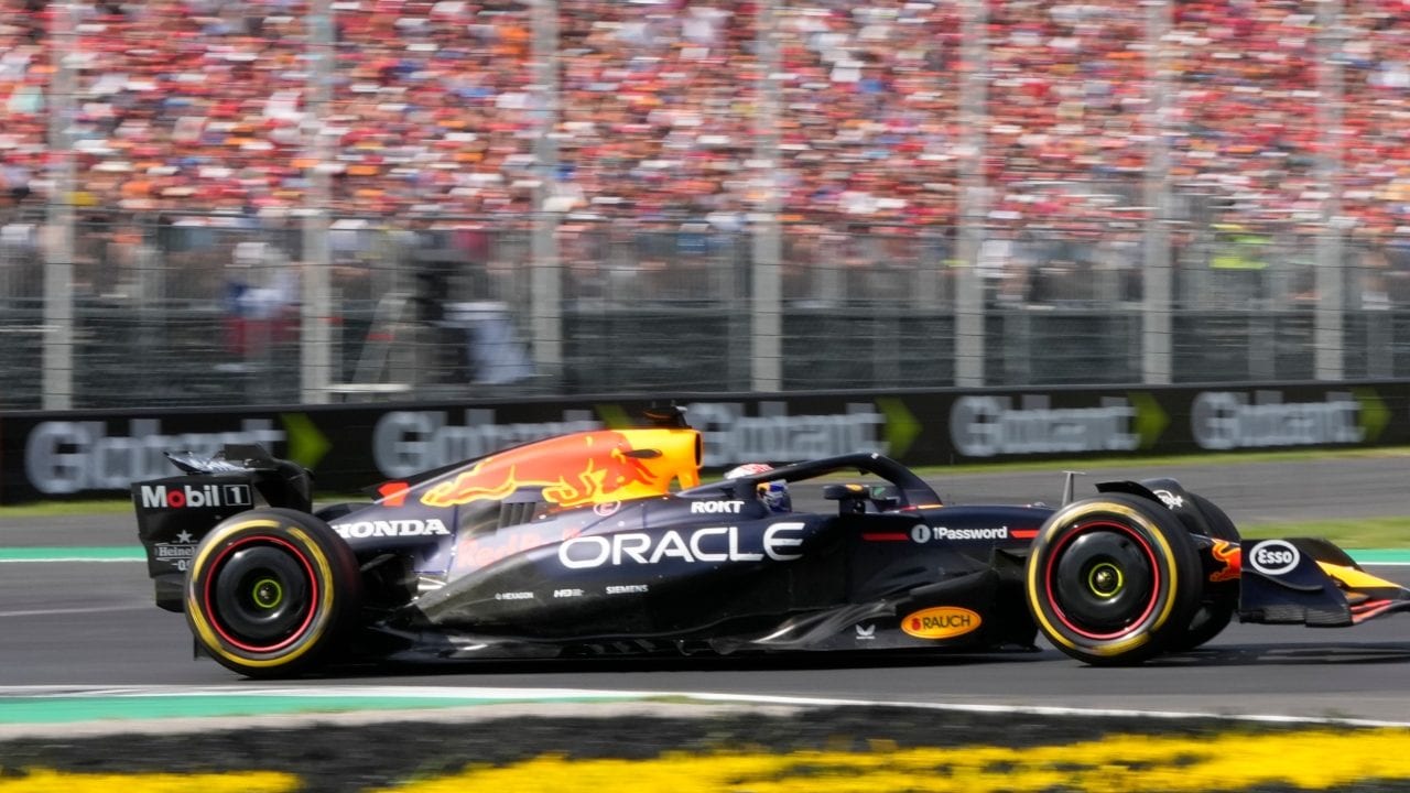 F1 GP Austin, Verstappen in pole dopo le qualifiche: ottavo Hamilton, decimo Leclerc