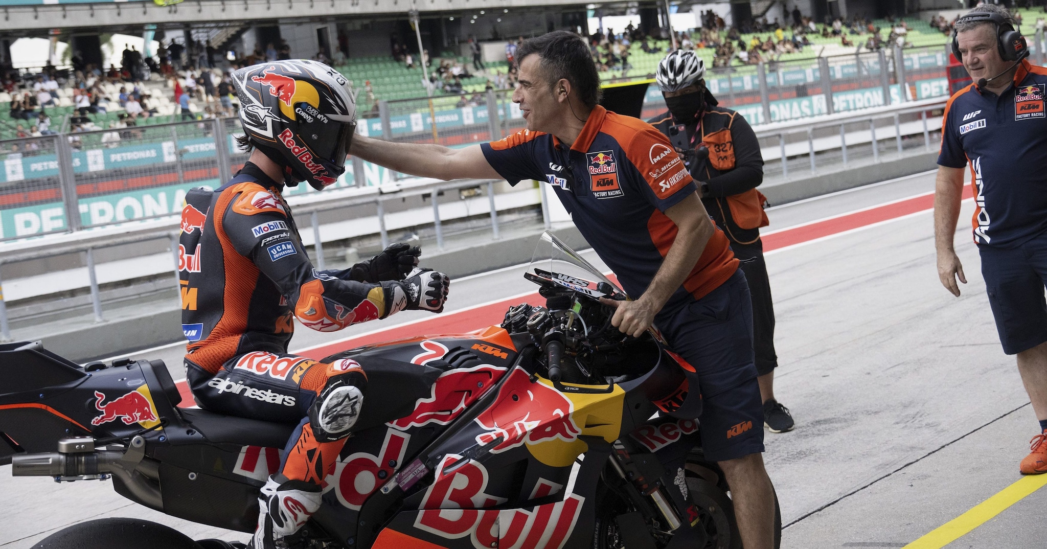 Perché l'impegno di KTM in MotoGP è a rischio anche se la nuova proprietà ha evitato il fallimento