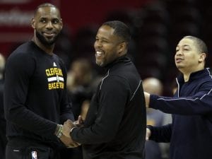 lebron-james-damon-jones-cleveland-cavaliers-scommesse-arrestato-2-300x225.jpg