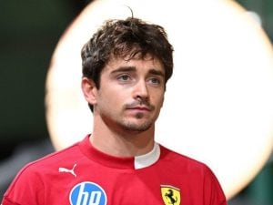 leclerc-deludente-ferrari-singapore-300x225.jpg