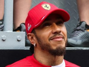 lewis-hamilton-sfotte-alonso-18-anni-300x225.jpg