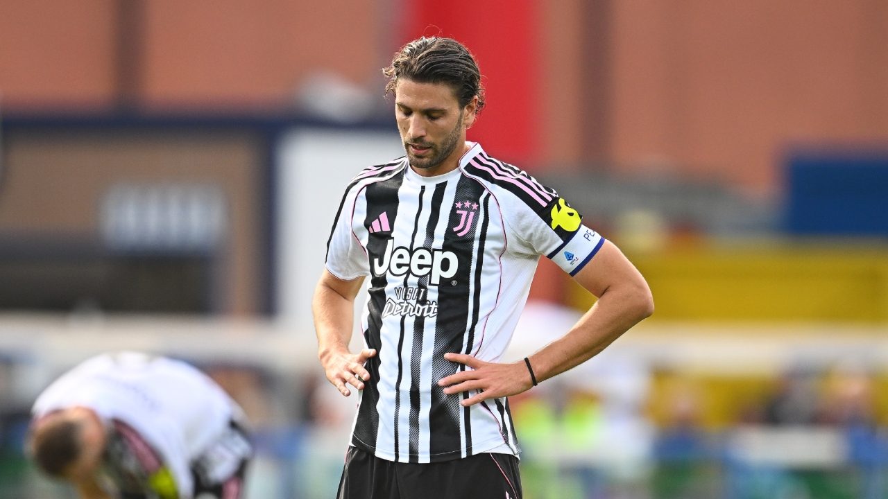 Locatelli ci mette la faccia dopo il KO della Juve a Como: assunzione di responsabilità da vero capitano
