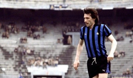 Marini in azione con la maglia dell’Inter.