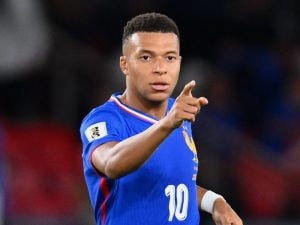 mbappe-francia-300x225.jpg