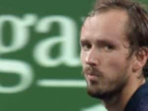 medvedev-de-minaur-atp-shanghai-300x225.jpg
