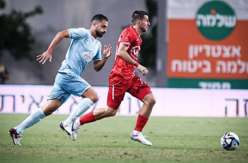 Paramatti in azione col Maccabi Petah Tikva.