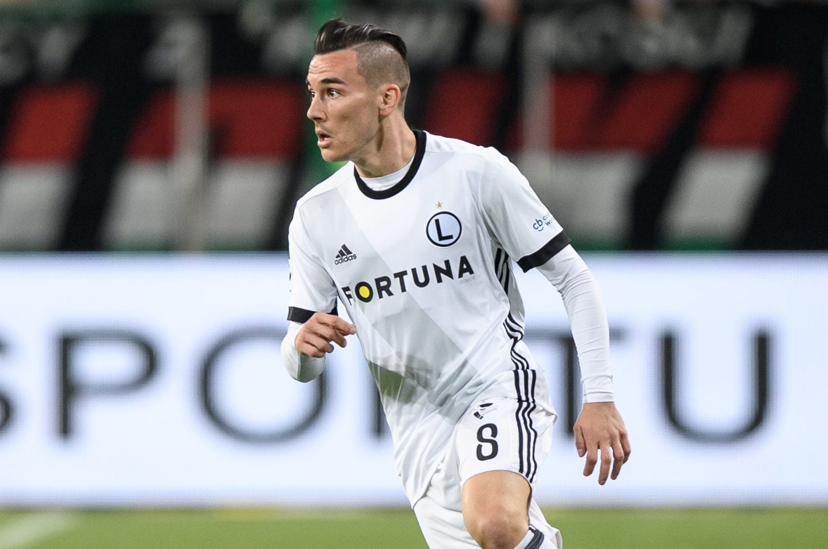 Pasquato con la maglia del Legia Varsavia nell’aprile del 2018: quell’anno vinse il titolo polacco