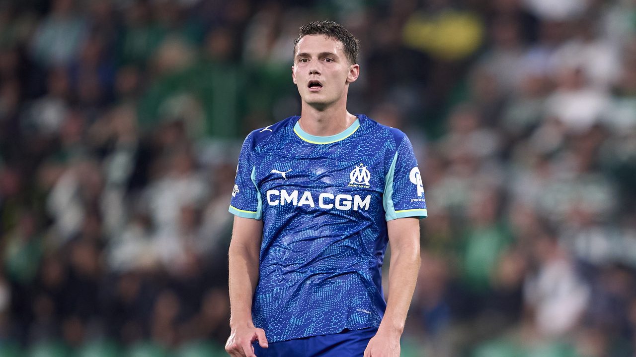 Pavard disastroso al Marsiglia, un autogol e due errori gravi in tre giorni: è costretto a scusarsi