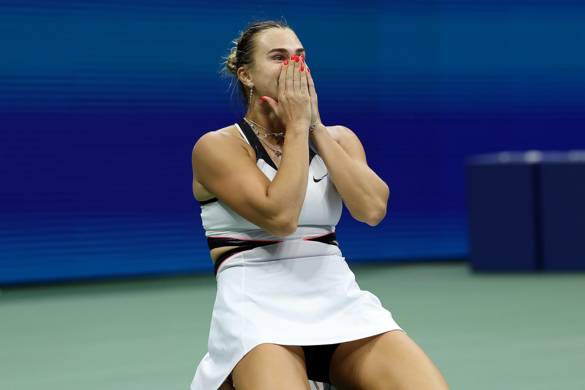 Aryna Sabalenka dopo l’ultimo punto vinto nella finale dello US Open contro Amanda Anisimova