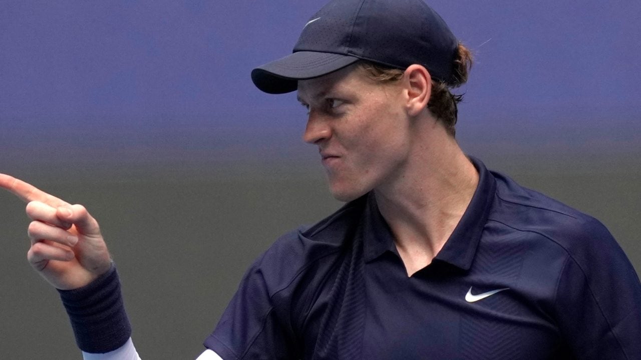 Perché Sinner non è testa di serie e gioca una partita in più di Alcaraz al Six Kings Slam