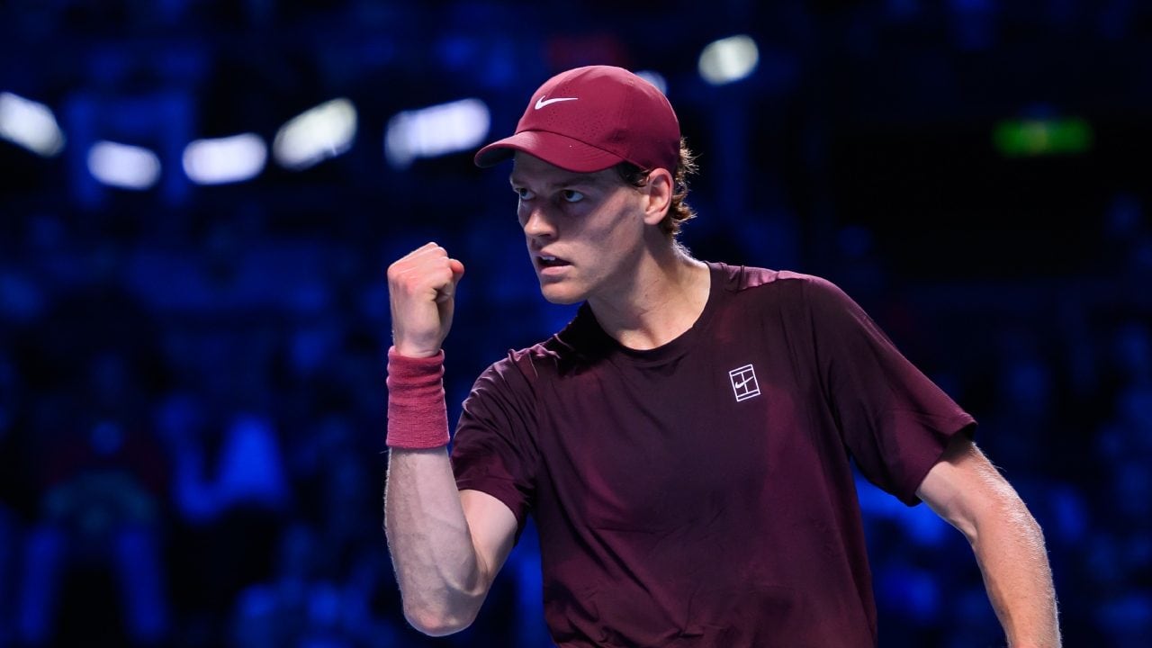 Sinner-Zverev all'ATP Vienna 3-6 6-3 7-5: Jannik vince la finale e si aggiudica il titolo