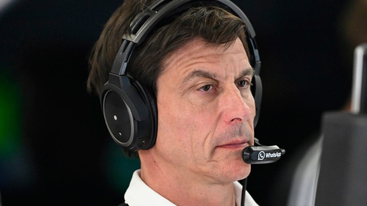 Toto Wolff non vede Verstappen campione F1 2025: "Ho calcolato le sue probabilità, sono basse"