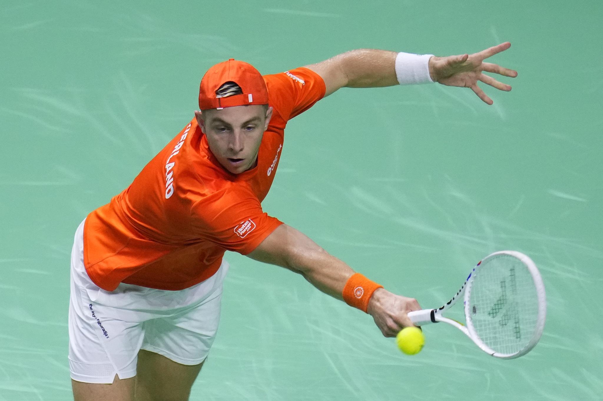 Griekspoor ha vinto 3 titoli a livello ATP ed è salito fino al numero 21 del Ranking.