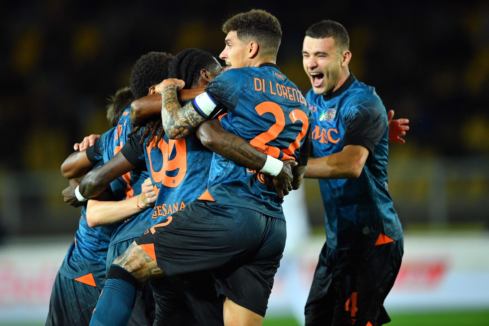 Napoli-Eintracht, dove vederla in TV e streaming: Conte si affida al 4-3-3, le formazioni