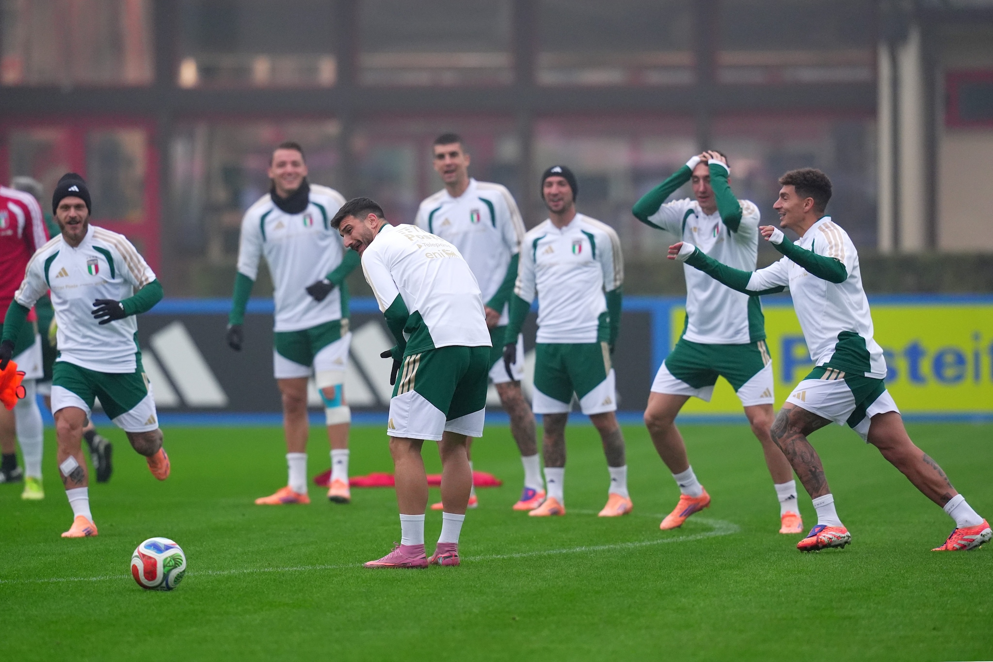 L’Italia in allenamento prima della partita contro la Norvegia.