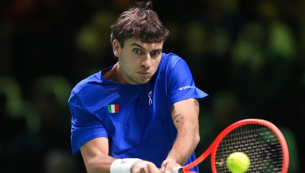 Italia-Spagna 2-0 finale Coppa Davis: Cobolli rimonta e vince contro Munar e regala il trionfo agli azzurri